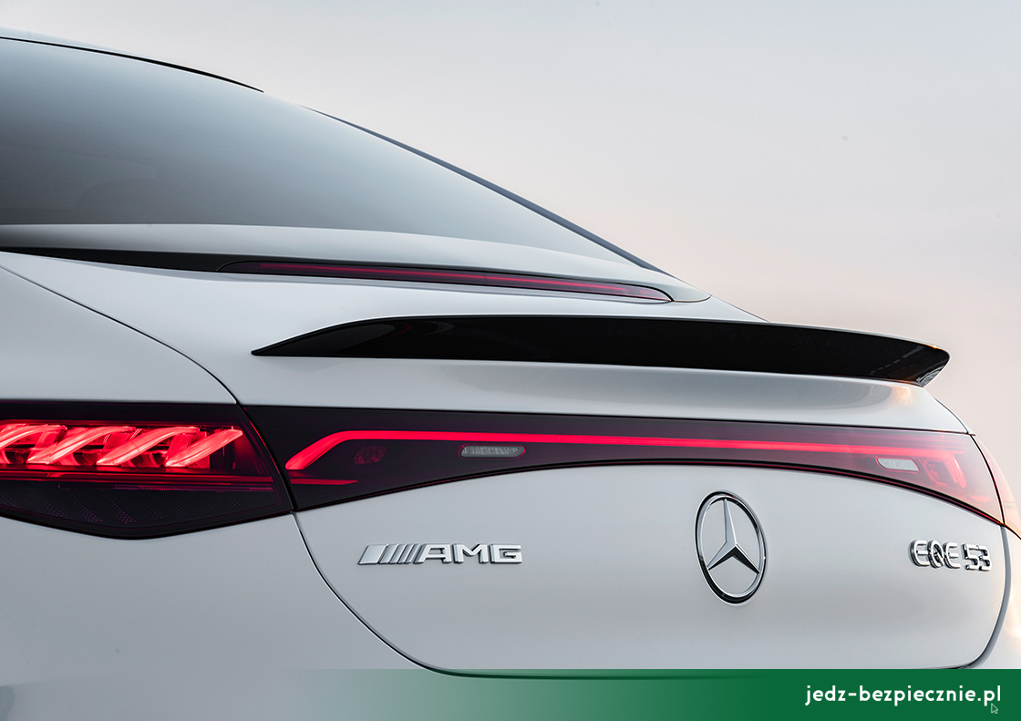 Premiera tygodnia - Mercedes-AMG EQE - tył samochodu, spojler